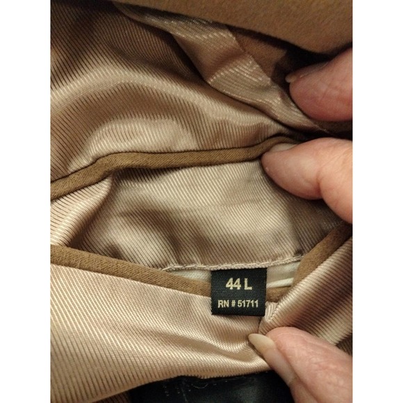 Beige Tan Faux Suede 3 button Men Blazer Size 44 L - Picture 8 of 10